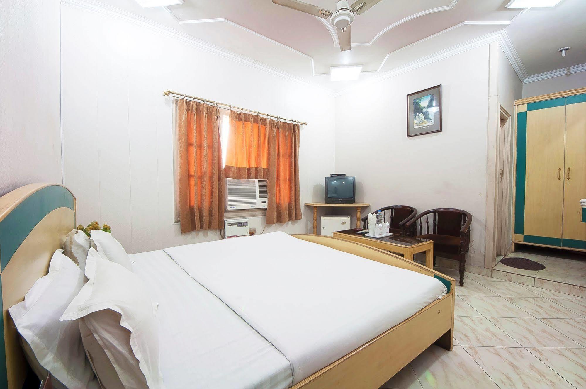 Fabhotel Basera Амритсар Екстериор снимка