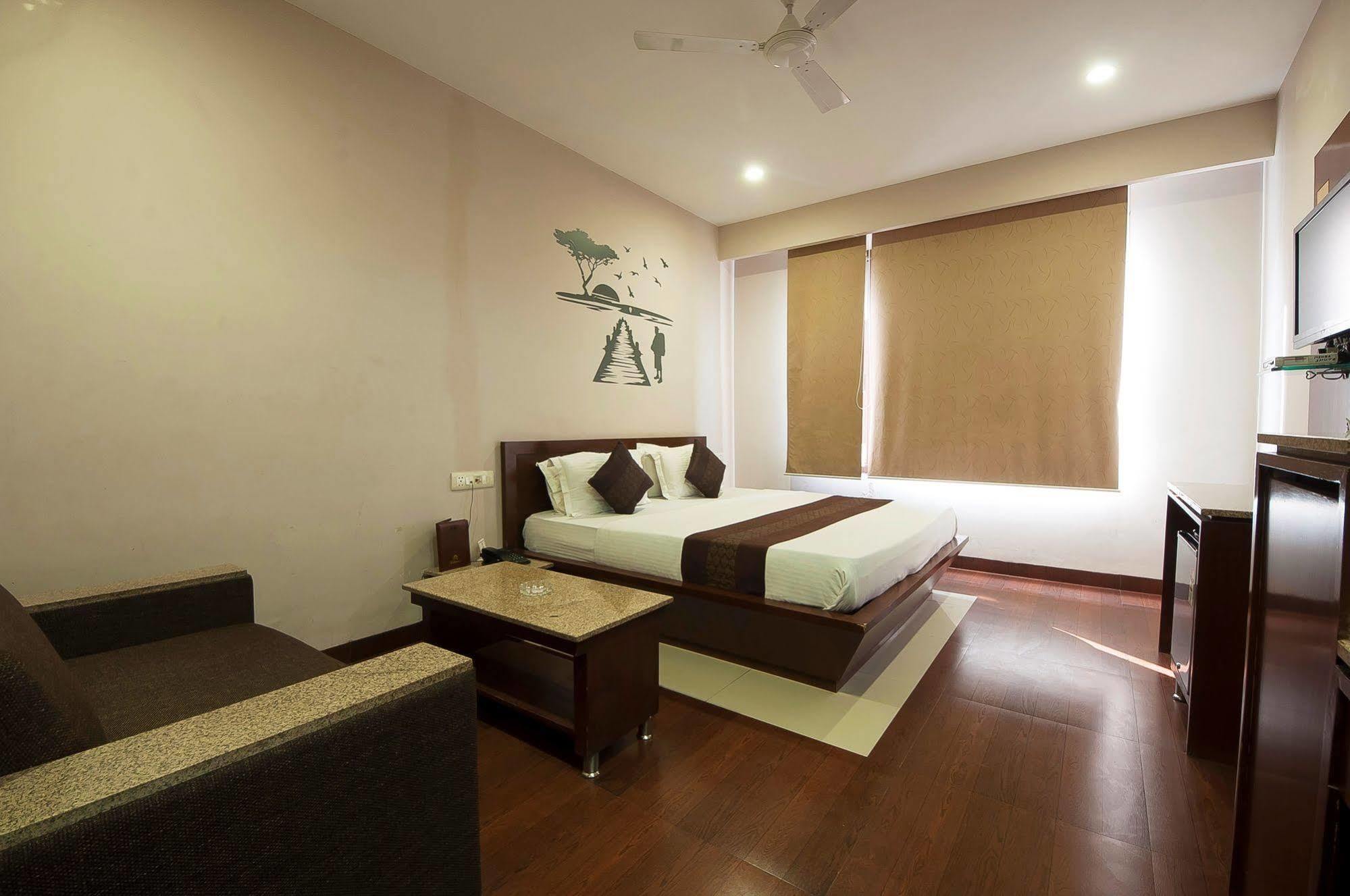 Fabhotel Basera Амритсар Екстериор снимка