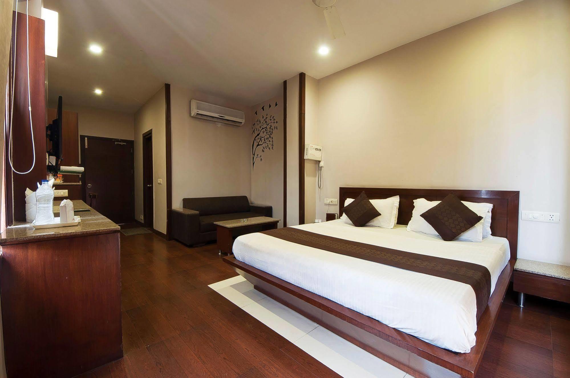 Fabhotel Basera Амритсар Екстериор снимка