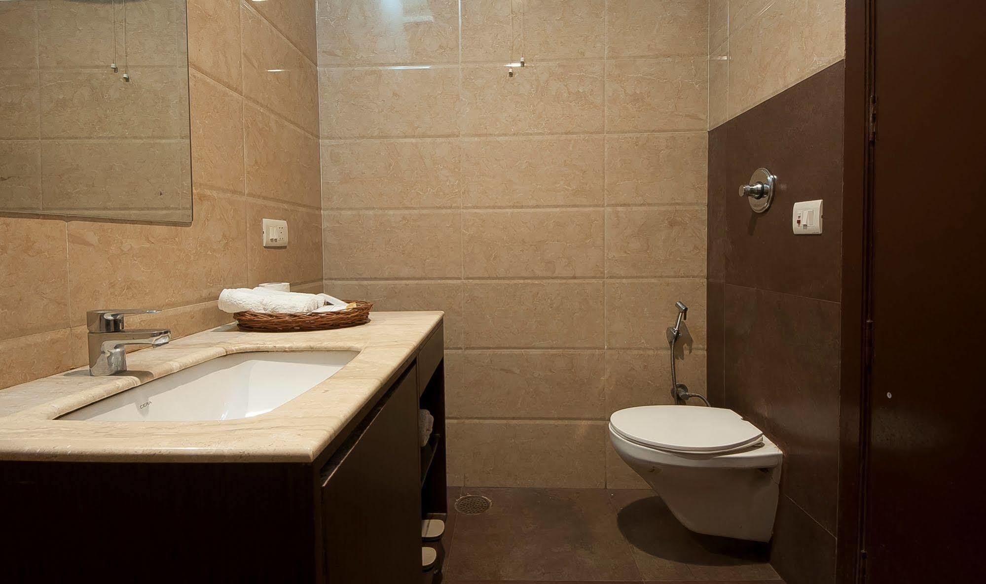 Fabhotel Basera Амритсар Екстериор снимка
